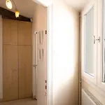 Luxury Floor 2br With Rooftop Views 아파트 파리