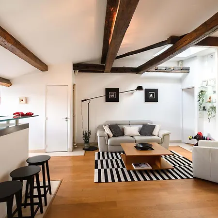 Apartment Luxury Floor 2br With Rooftop Views