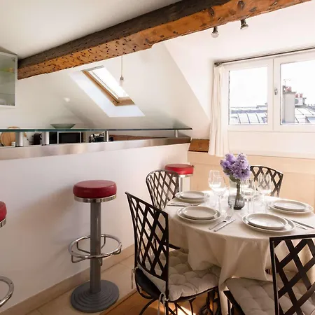 Luxury Floor 2br With Rooftop Views