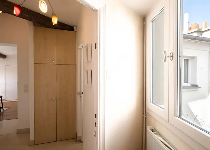 Luxury Floor 2br With Rooftop Views Apartment Paris