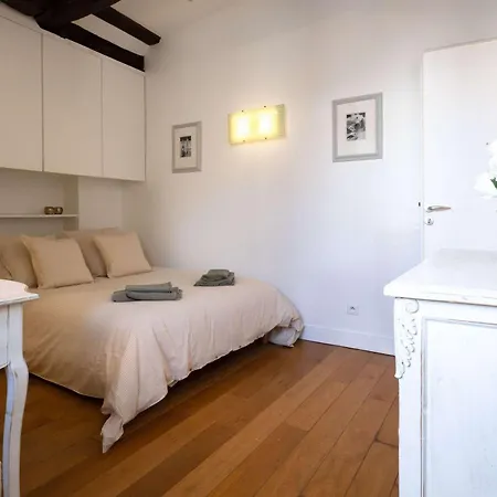 Luxury Floor 2br With Rooftop Views * Paris